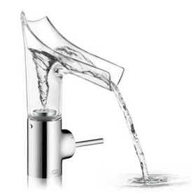 Grifo de lavabo monomando transparente y abierto
