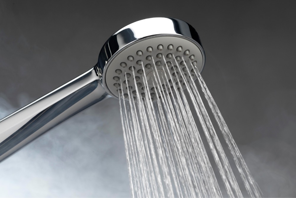 Grifería de ducha eficiente para ahorrar agua en la ducha